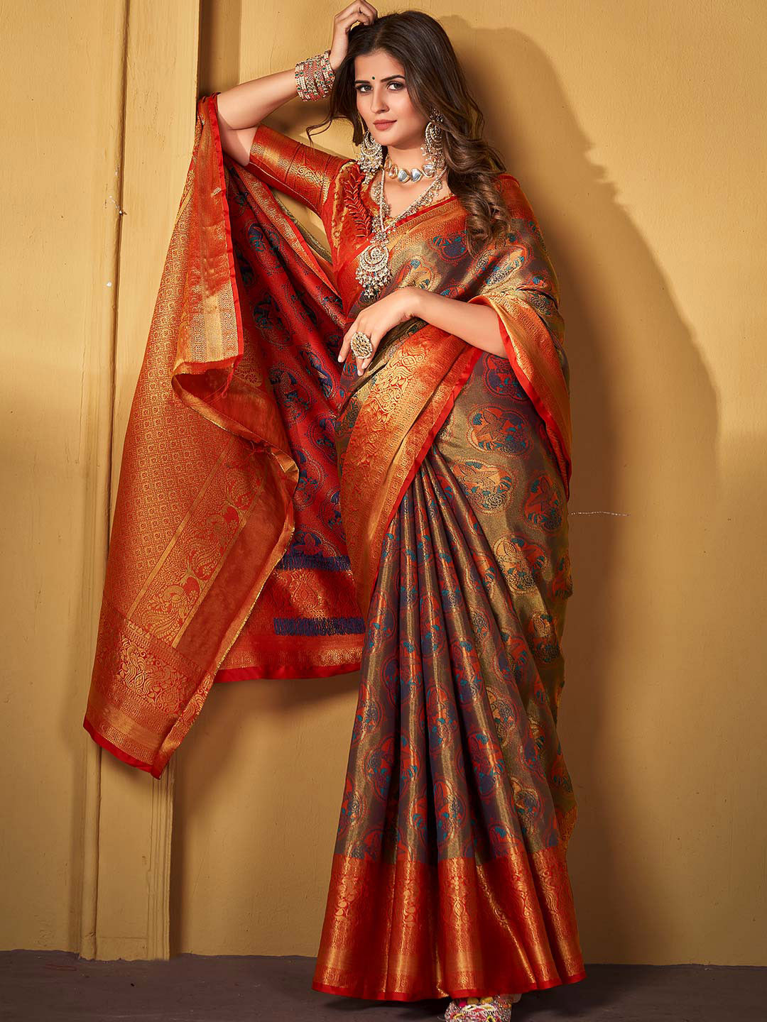 

KARAGIRI Woven Design Zari Silk Blend Dharmavaram Saree, Brown