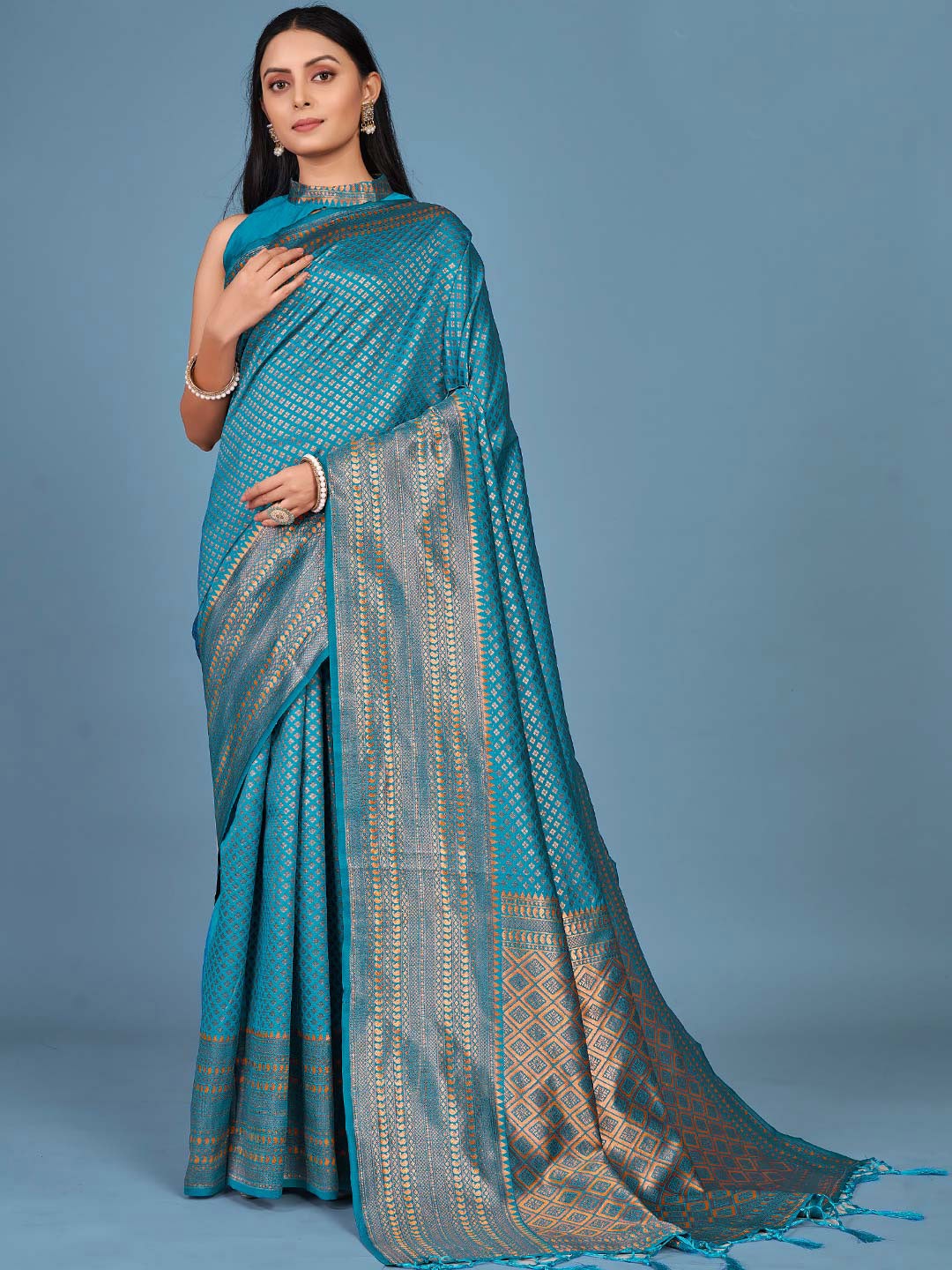 

KARAGIRI Woven Design Zari Silk Blend Kanjeevaram Saree, Blue