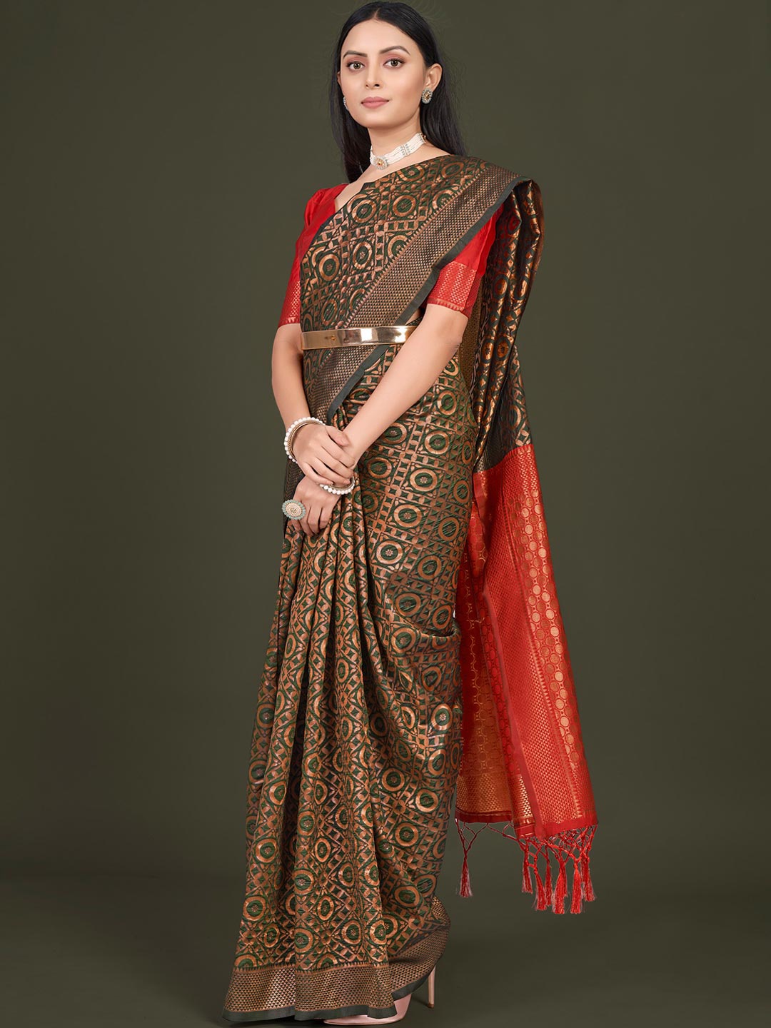 

KARAGIRI Ethnic Motifs Woven Design Zari Banarasi Saree, Brown