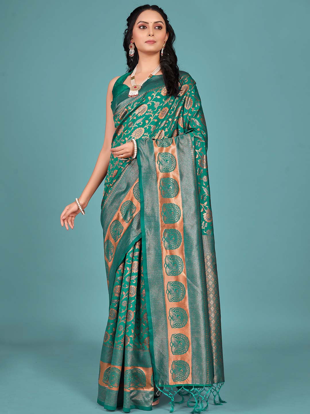 

KARAGIRI Ethnic Motifs Woven Design Zari Banarasi Saree, Green