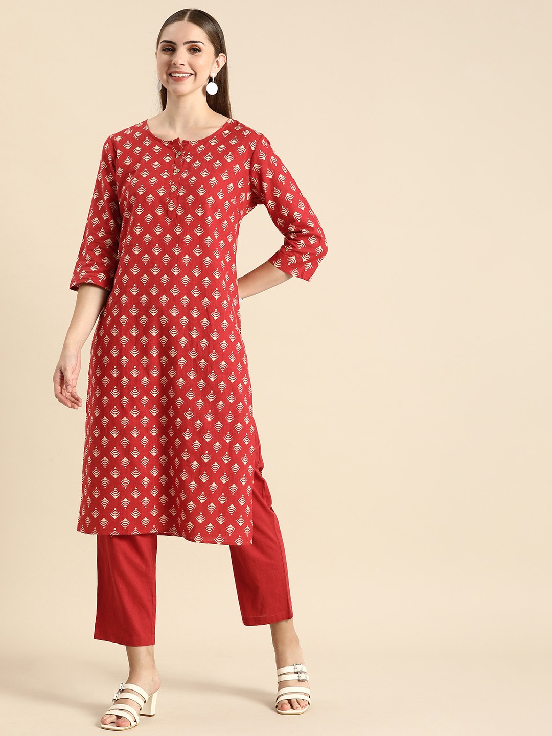 

Anouk Women Ethnic Motifs Printed Regular Kurta with Trousers, Red