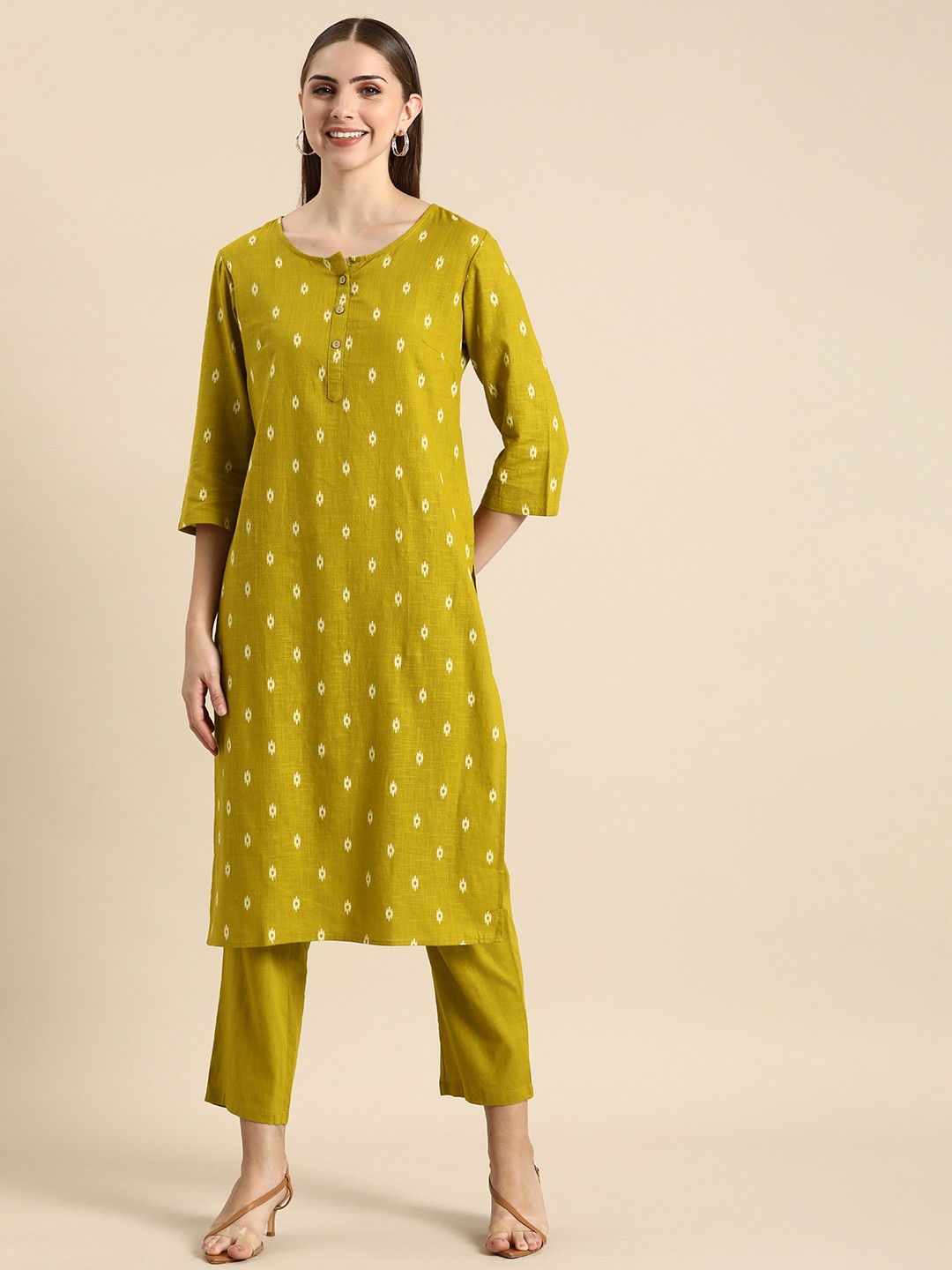 

Anouk Women Printed Regular Kurta with Trousers, Green