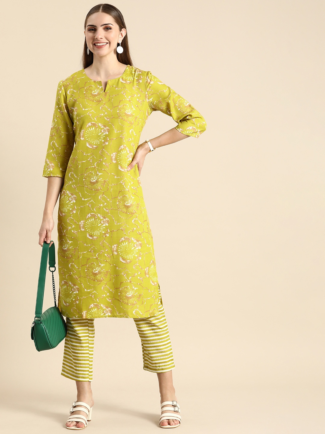 

Anouk Women Ethnic Motifs Printed Regular Kurta with Trousers, Green