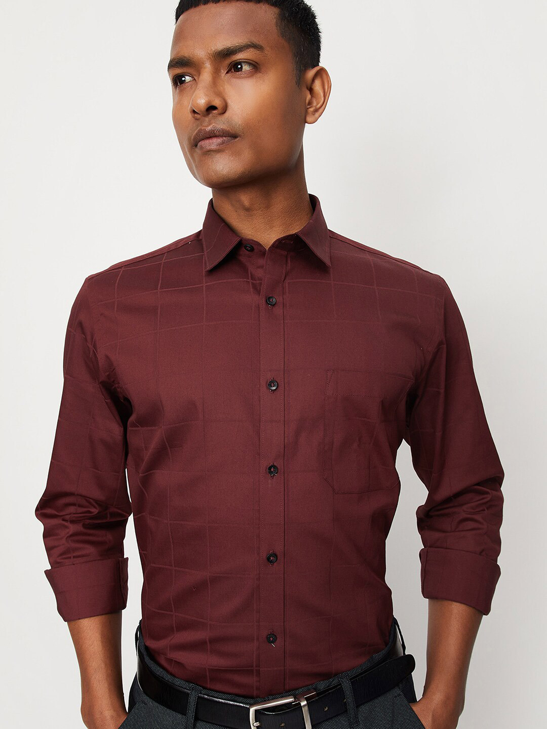 

max Checked Spread Collar Cotton Formal Shirt, Maroon