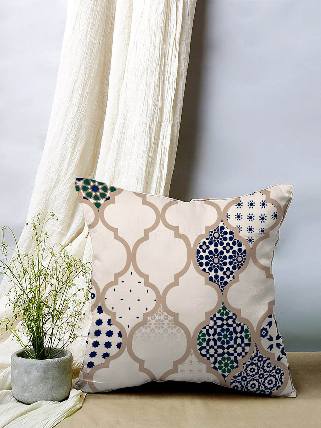 

SPACES Elegent Cream-Coloured & Brown 5 Pieces Ethnic Motifs Velvet Square Cushion Covers