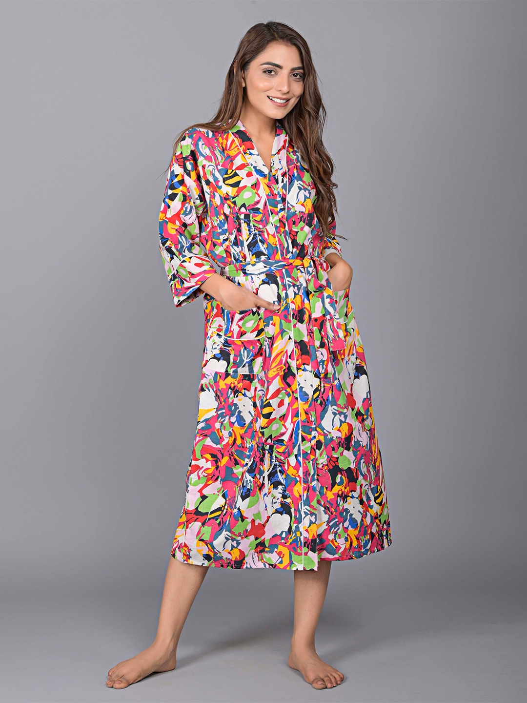 

SHOOLIN Abstract Printed V Neck Midi Nightdress, White