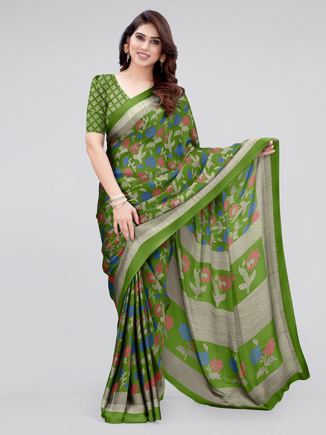 

MIRCHI FASHION Green & Grey Floral Printed Saree