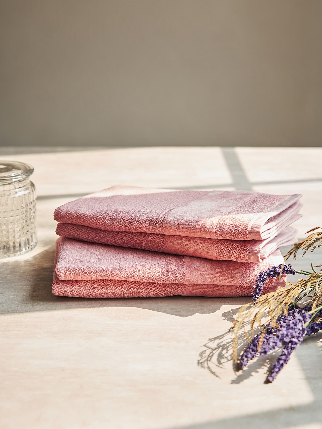 Pure Home and Living Pink 4 Pieces Self-Designed 550 GSM Cotton Hand Towels