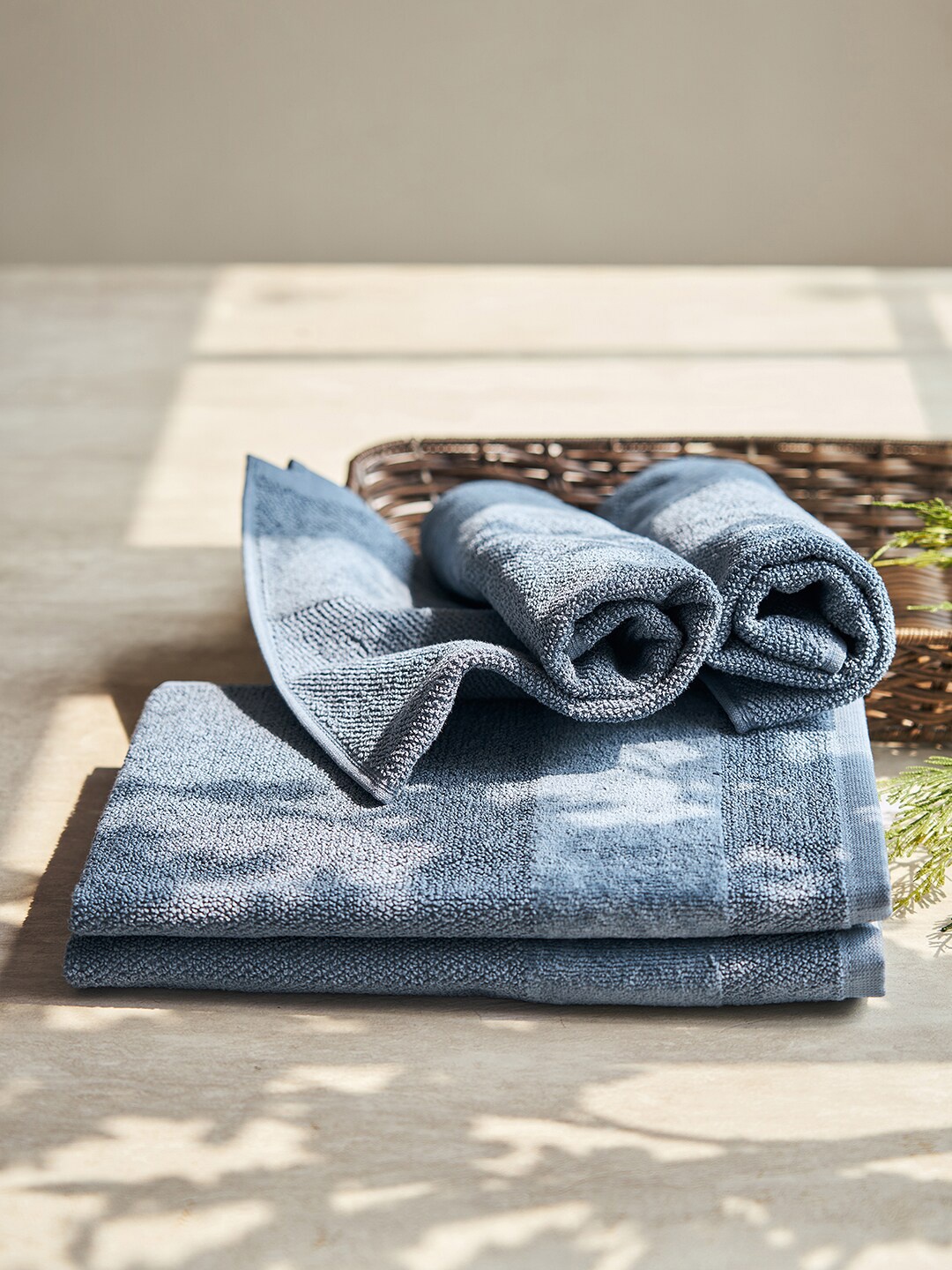 

Pure Home and Living Blue 4 Pieces 550 GSM Cotton Hand Towels