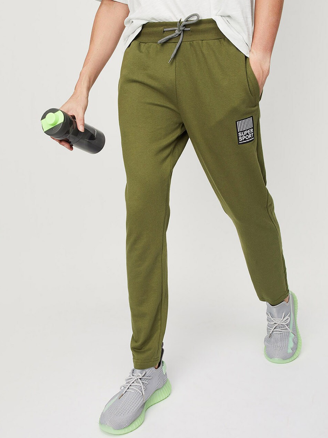 max Men Regular Fit Mid-Rise Track Pants, Olive