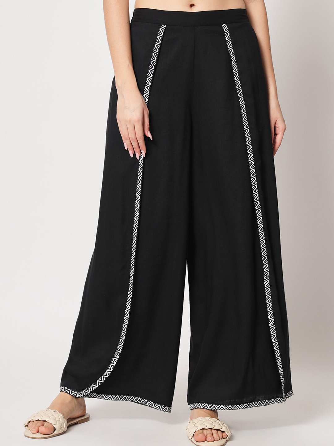 

9rasa Women Block Printed Palazzo, Black