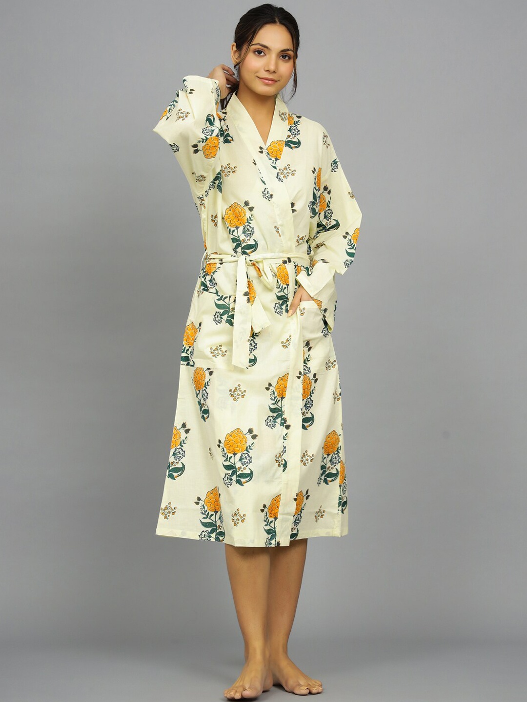 

HANDICRAFT PALACE Women Printed Pure Cotton Bath Robe, Beige