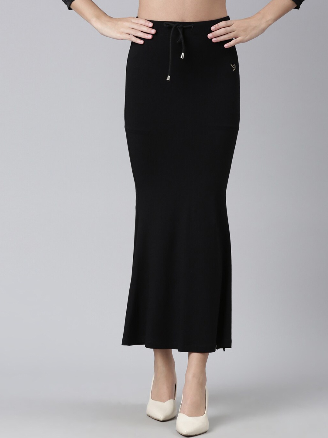 

TWIN BIRDS Side Slit High-Rise Stretchable Viscose Saree Skirt, Black