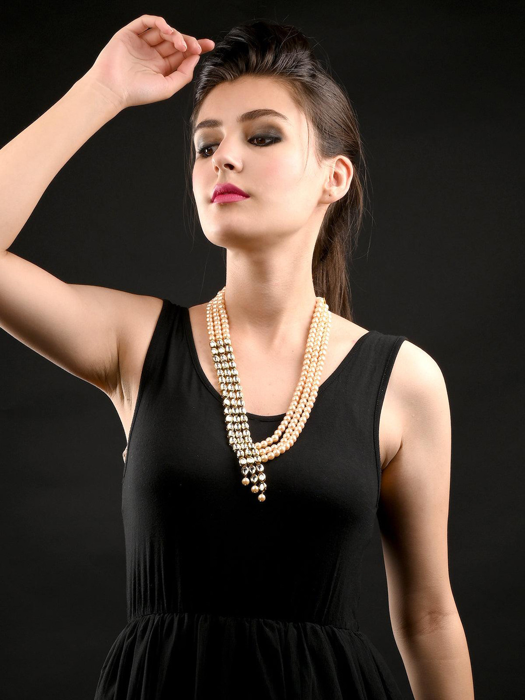 

ODETTE Kundan Studded Necklace & Earring Set, Gold