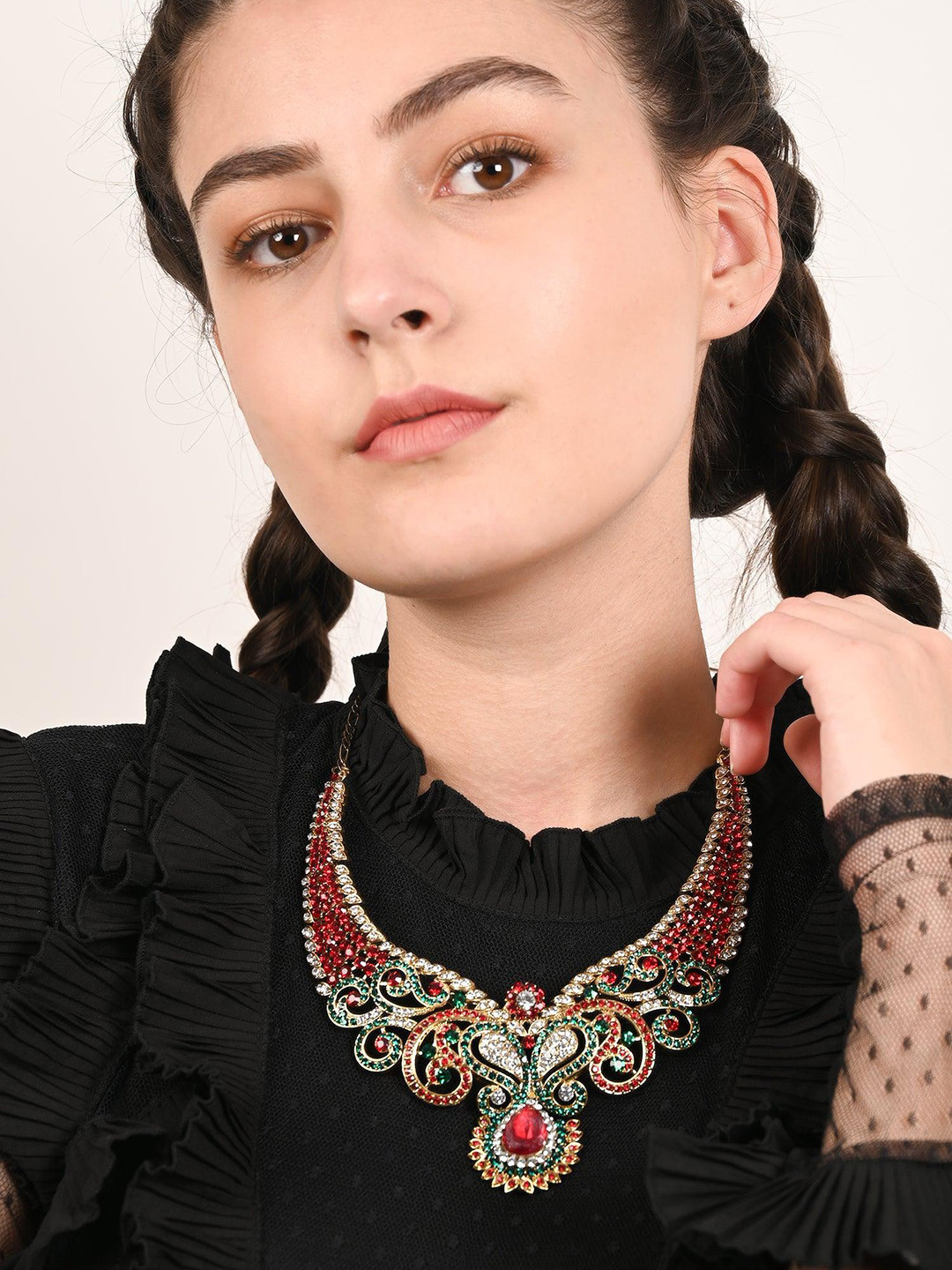 

ODETTE Crystal-Studded Necklace & Earring Set, Gold