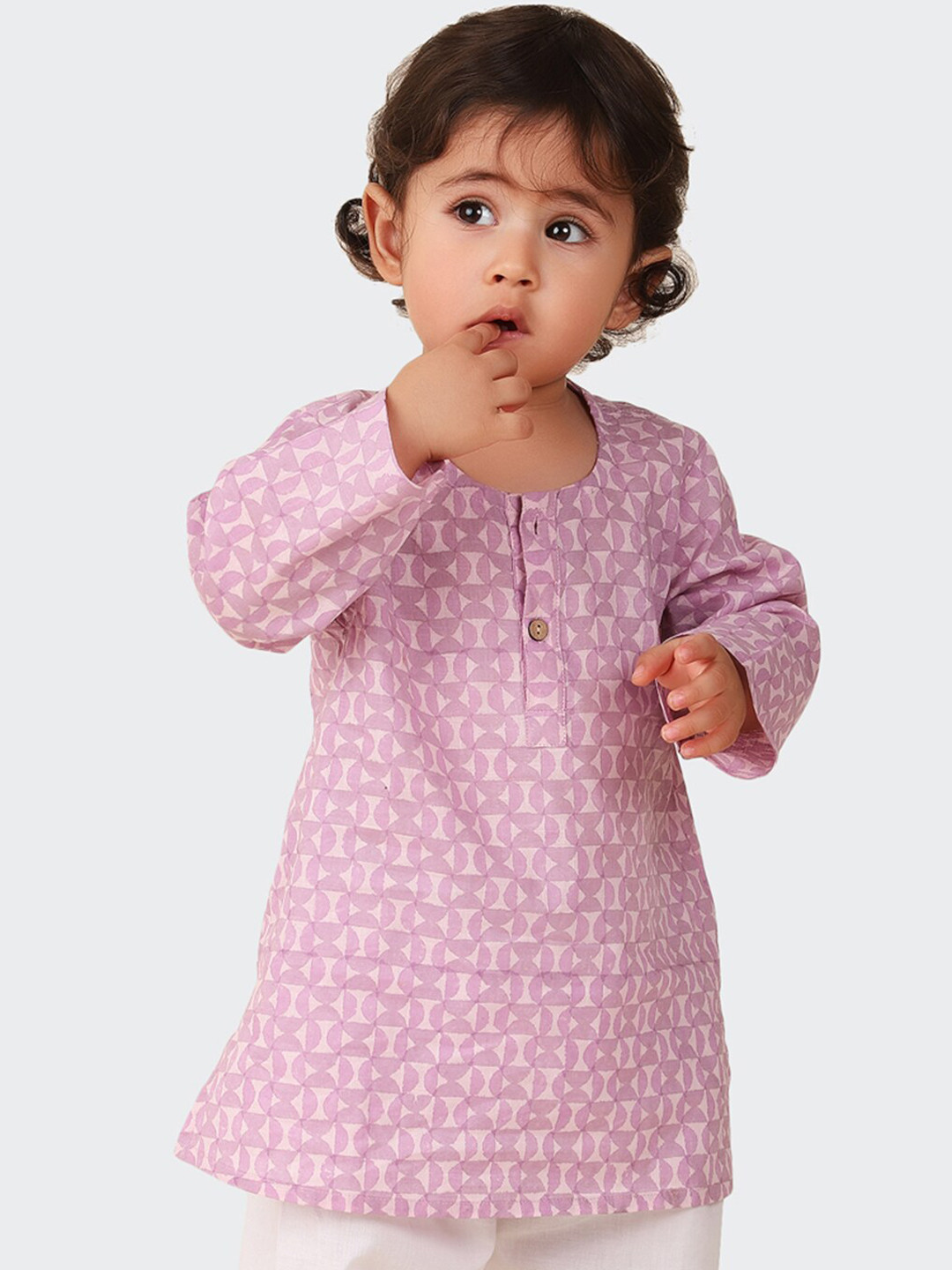 

Fabindia Boys Geometric Printed Cotton Kurta, Purple