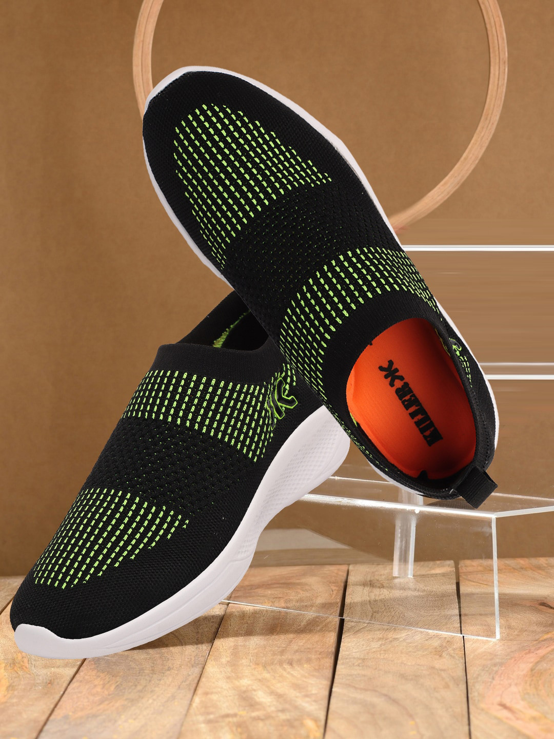 

Killer Men Woven Design Lightweight Slip-On Sneakers, Black