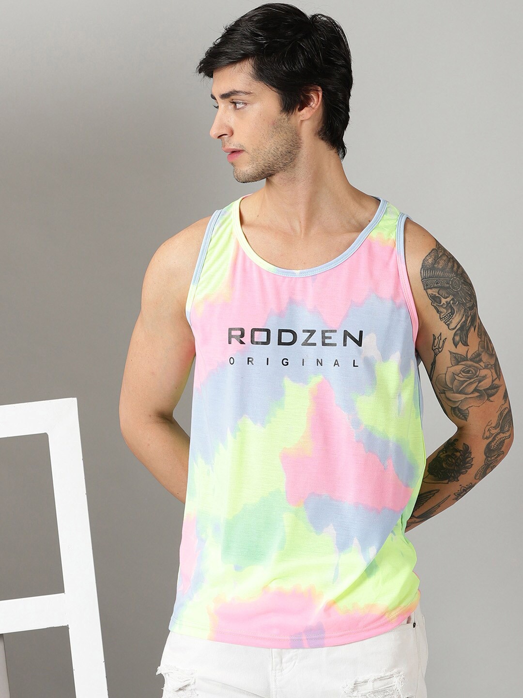 

Rodzen Tie And Dye Round Neck Regular Fit Cotton T-Shirt, Multi