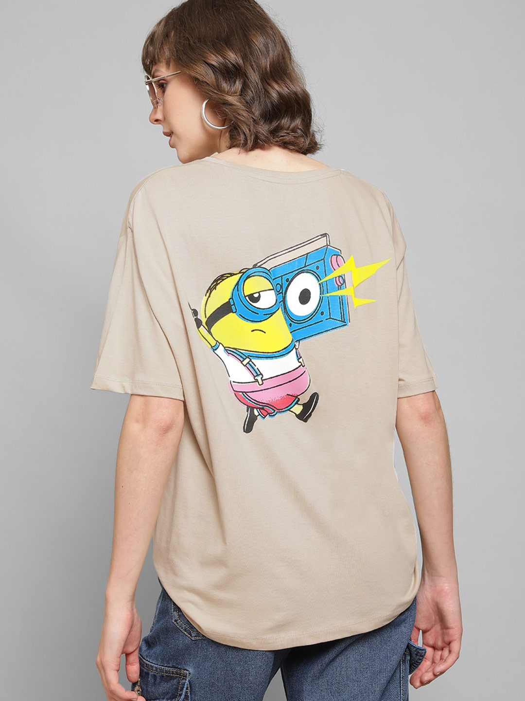 

Free Authority Minions Printed Round Neck Cotton Relaxed Fit T-Shirt, Beige