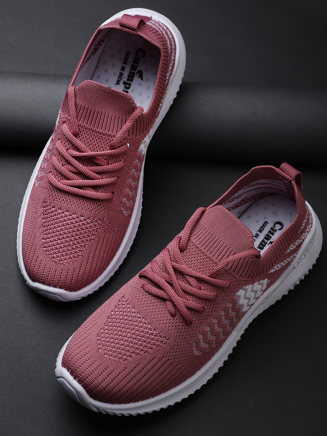 

Champs Women Woven Design Lightweight Mesh Contrast Sole Sneakers, Mauve