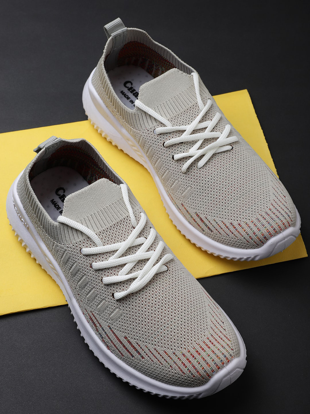 

Champs Men Woven Design Lightweight Mesh Contrast Sole Sneakers, Grey