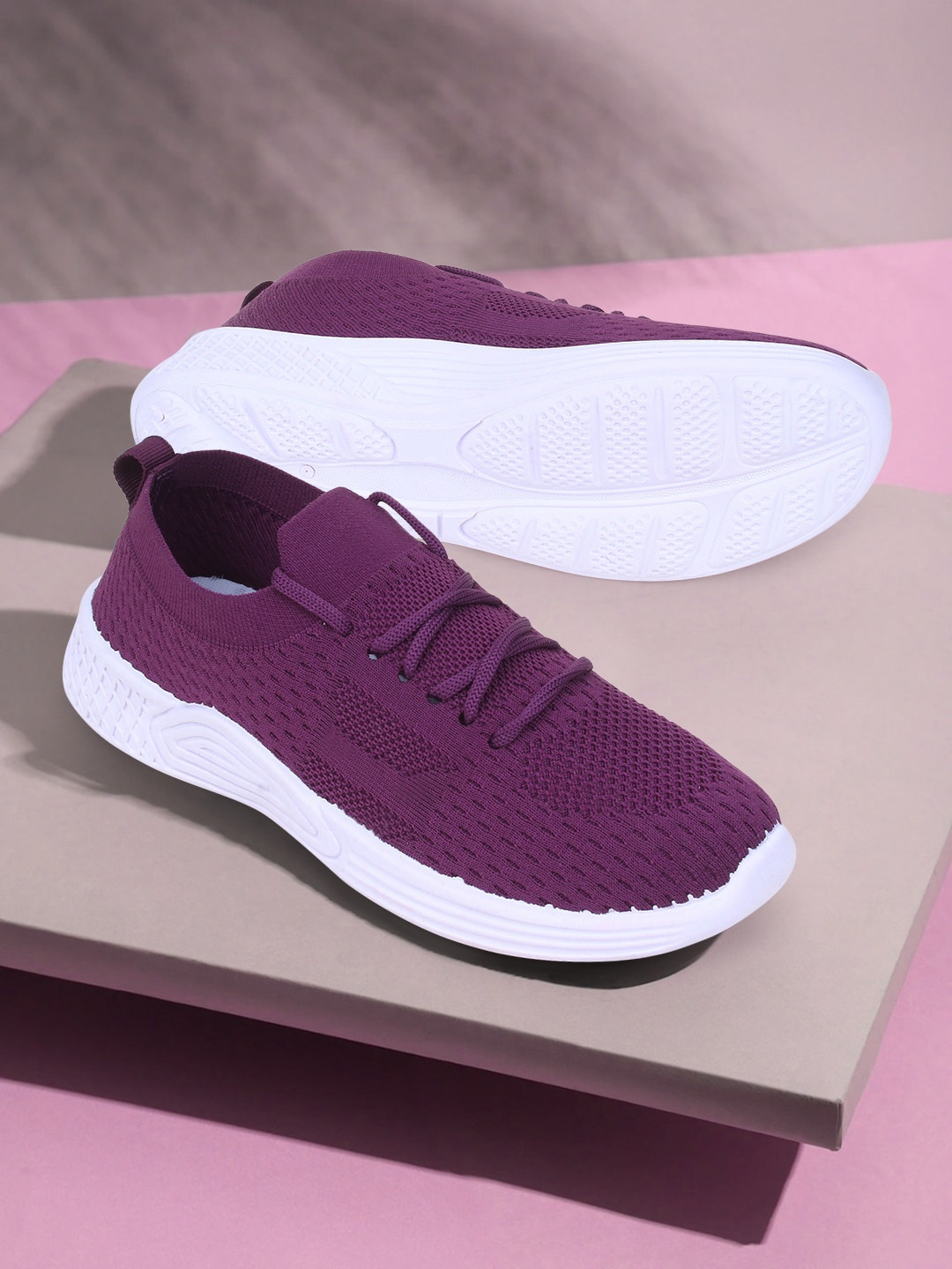 

Champs Women Woven Design Lightweight Mesh Contrast Sole Sneakers, Purple