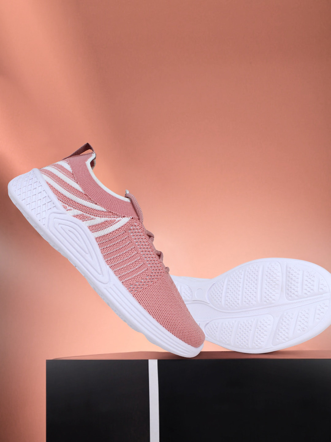 

Champs Women Woven Design Lightweight Mesh Contrast Sole Sneakers, Peach