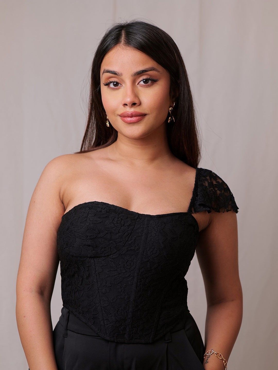 

H&M Off-Shoulder Top, Black