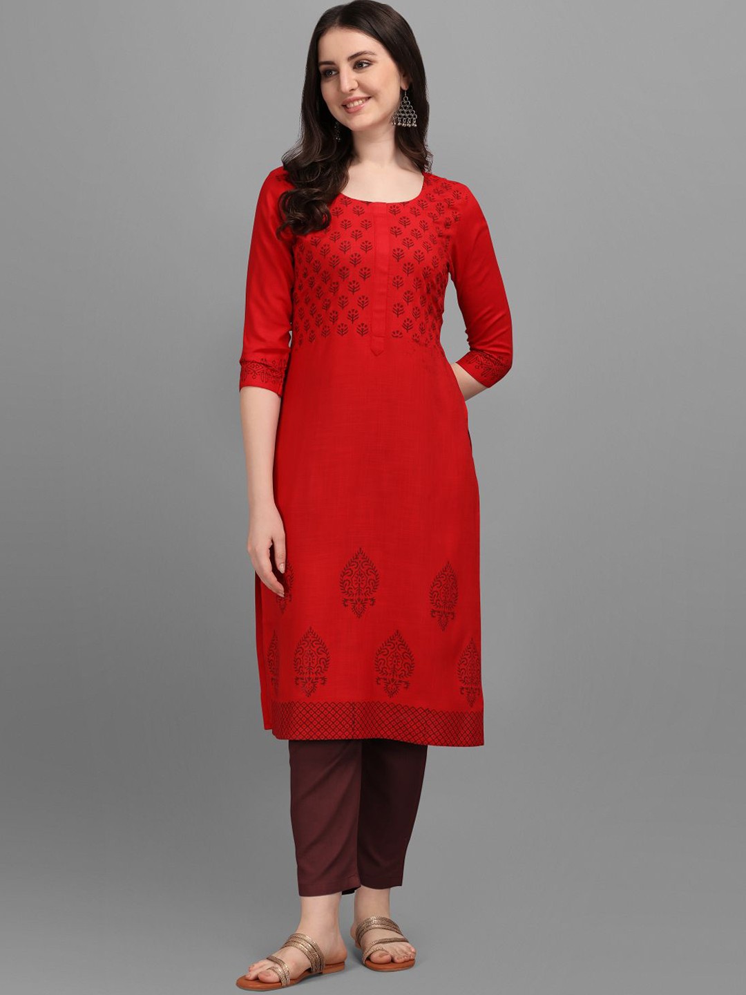 

DEETYA ARTS Ethnic Motif Printed Straight Regular Kurta, Red
