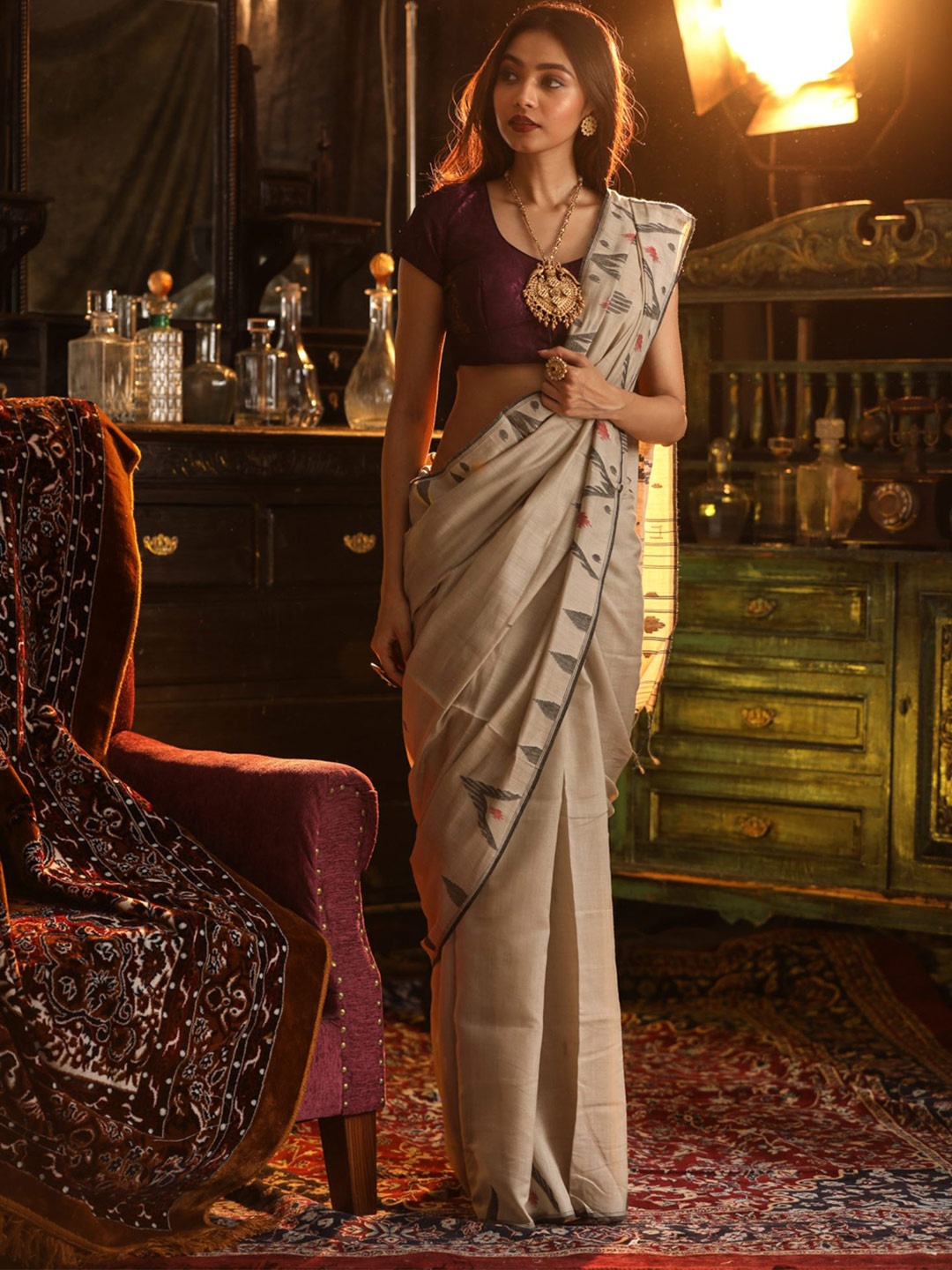 

Mitera Woven Design Pure Silk Saree, Beige