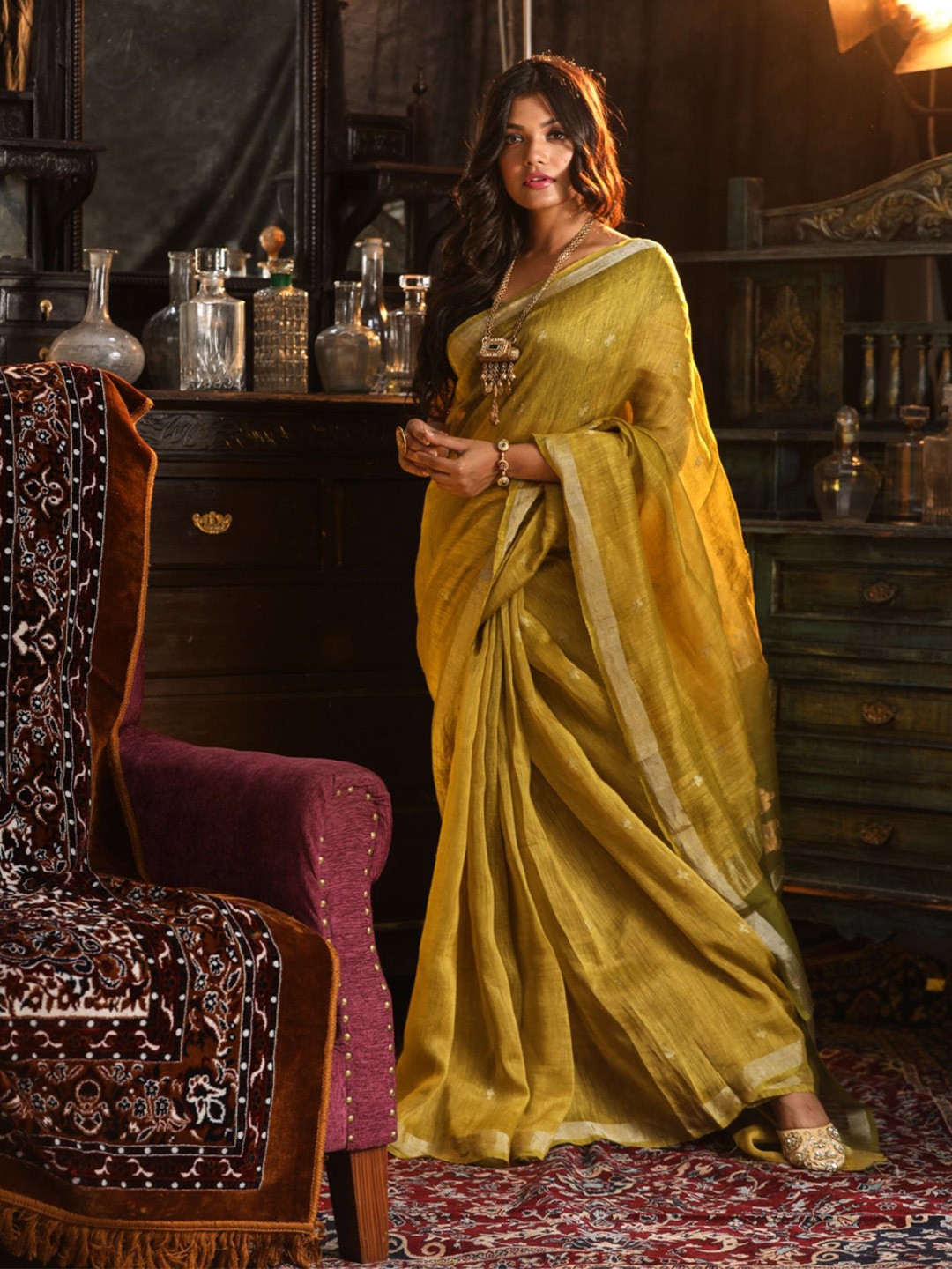 

Mitera Olive Green Ethnic Motifs Woven Design Zari Silk Linen Saree