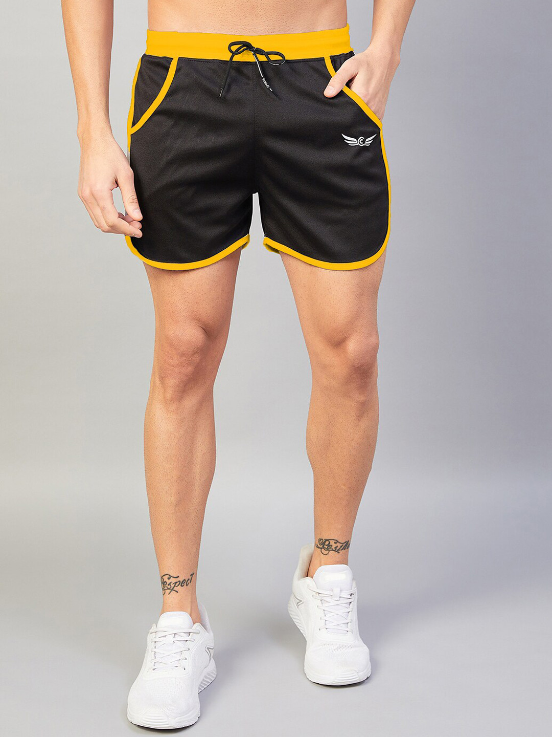 

CHROME & CORAL Men Colorblocked Boxers Shorts, Black