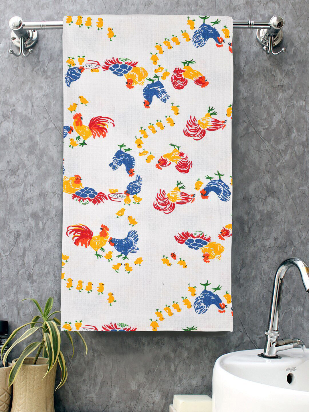 

Gulaab Jaipur White Printed 150 GSM Bath Towel