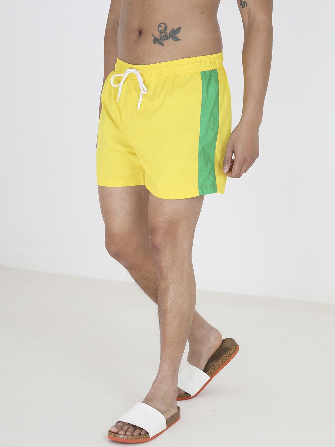 

BRAVE SOUL Men Regular Fit Swim Shorts, Yellow