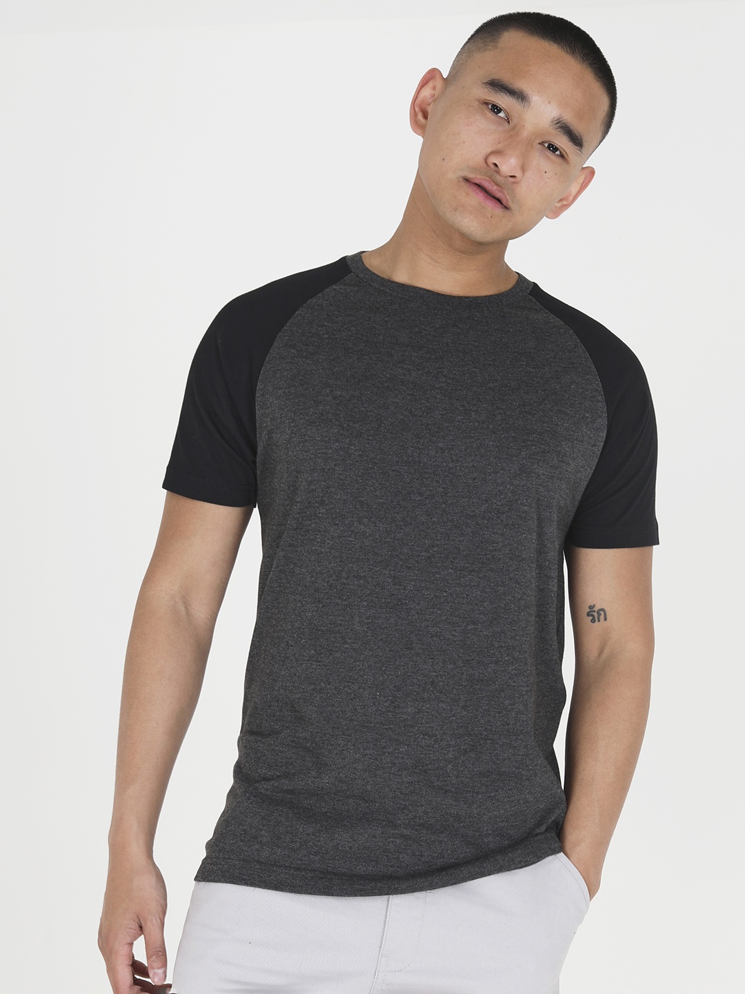 

BRAVE SOUL Colourblocked T-shirt, Charcoal