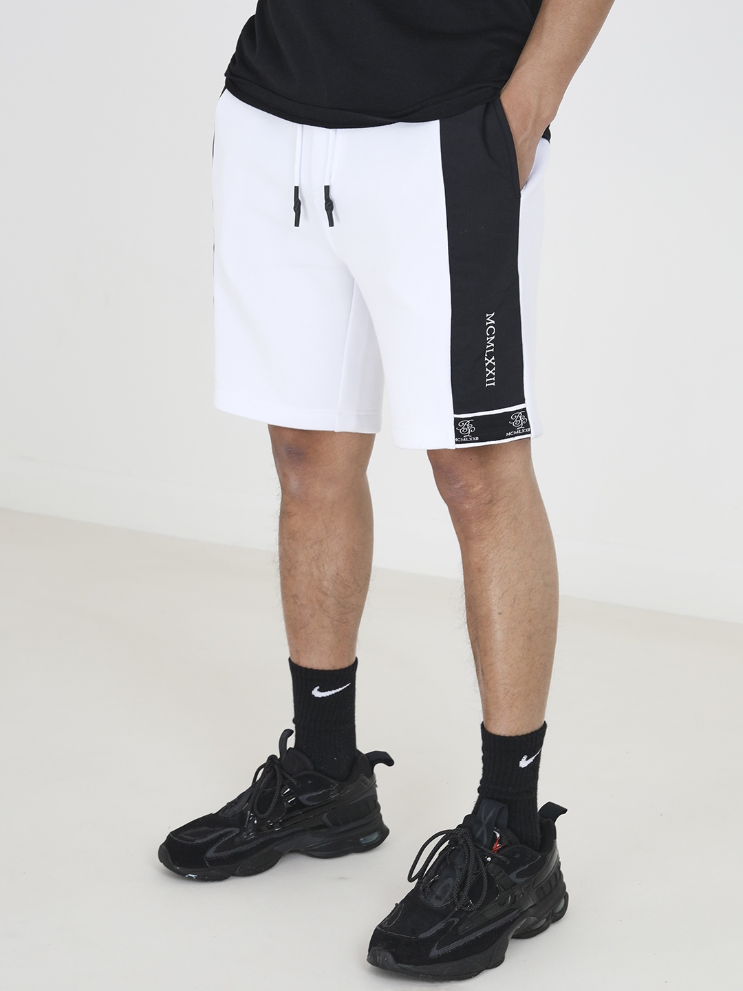 

BRAVE SOUL Men Regular Shorts, White