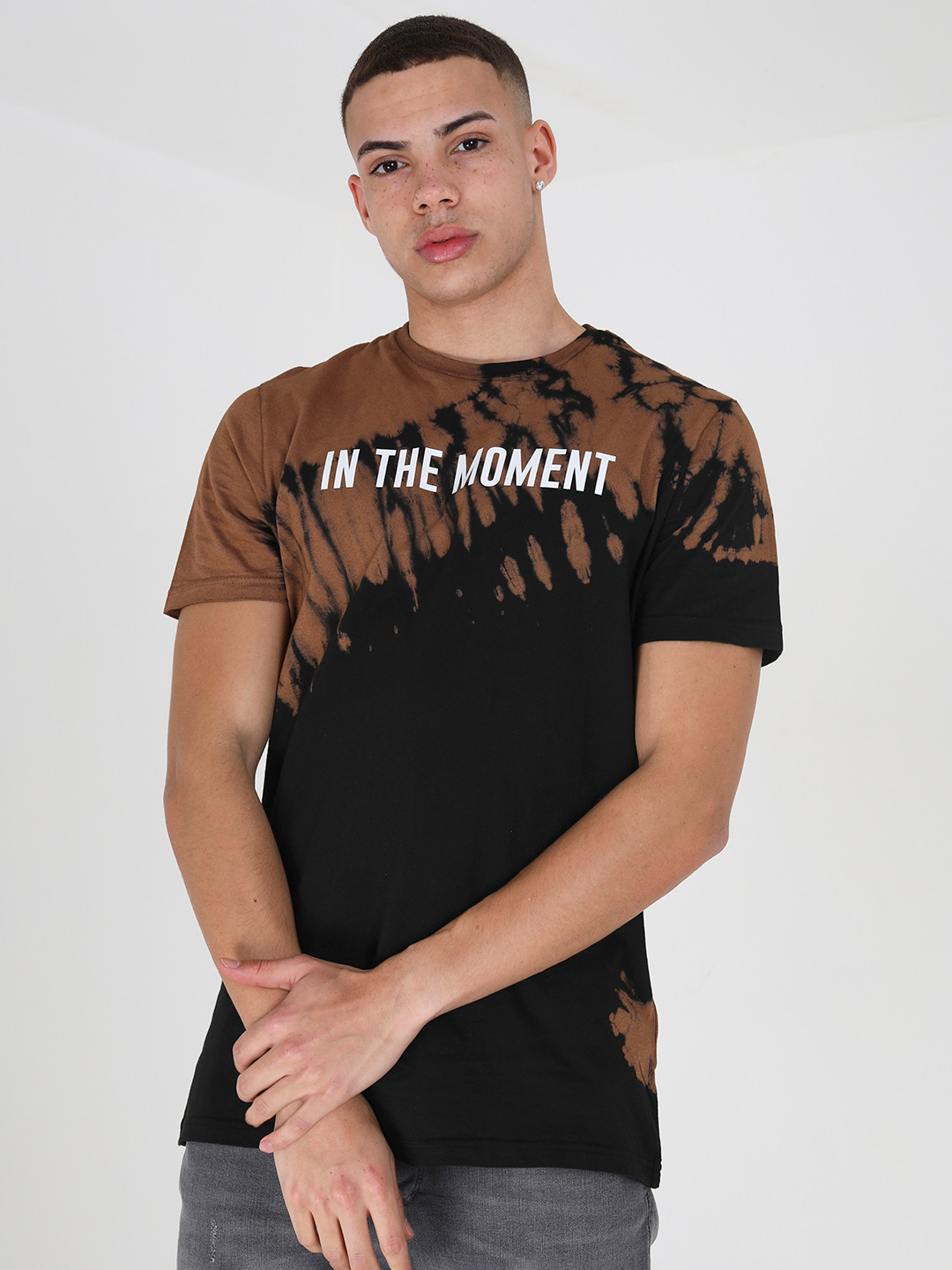 

BRAVE SOUL Men Pure Cotton Dyed T-shirt, Black