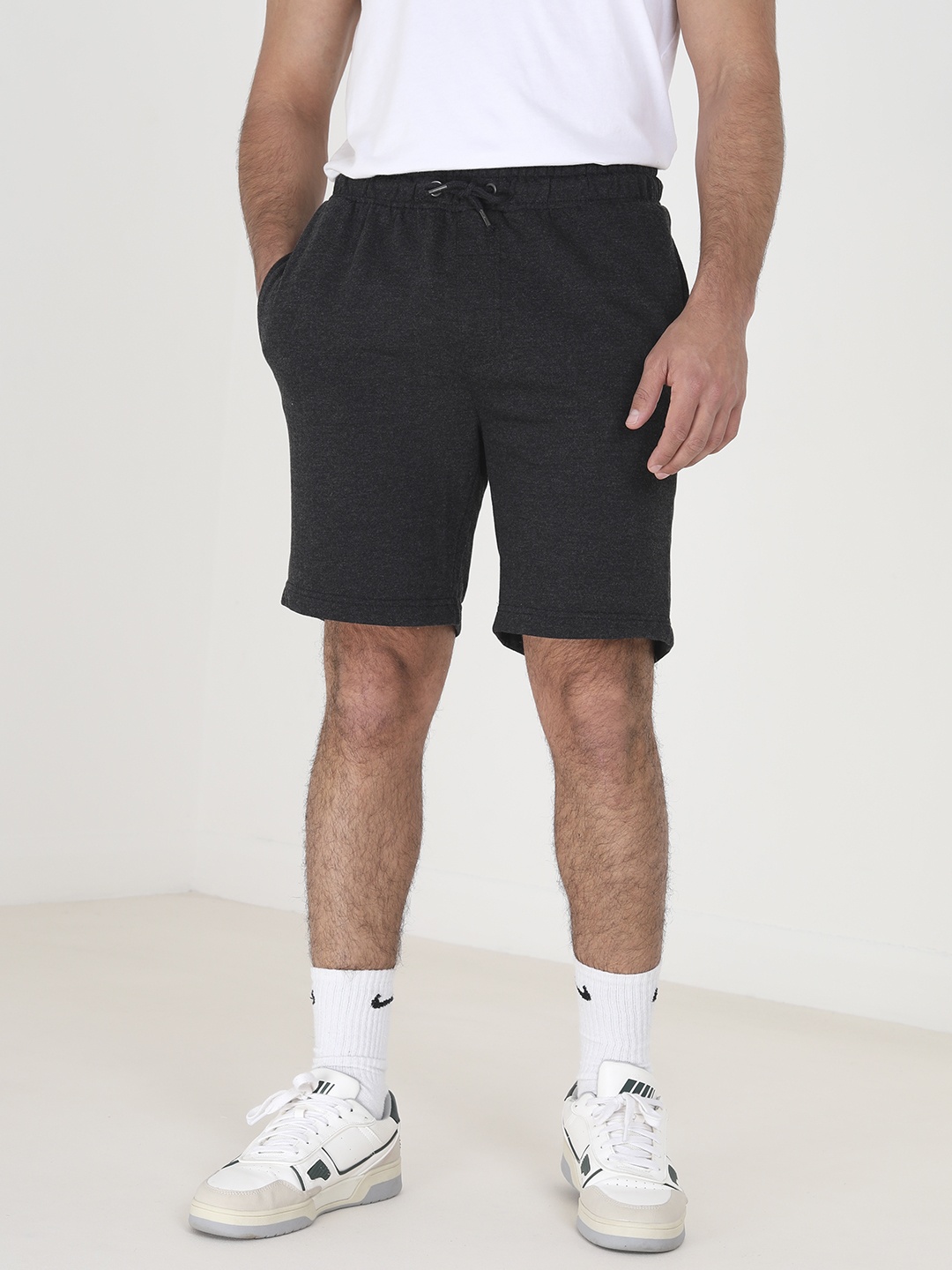 

BRAVE SOUL Men Regular Fit Shorts, Charcoal