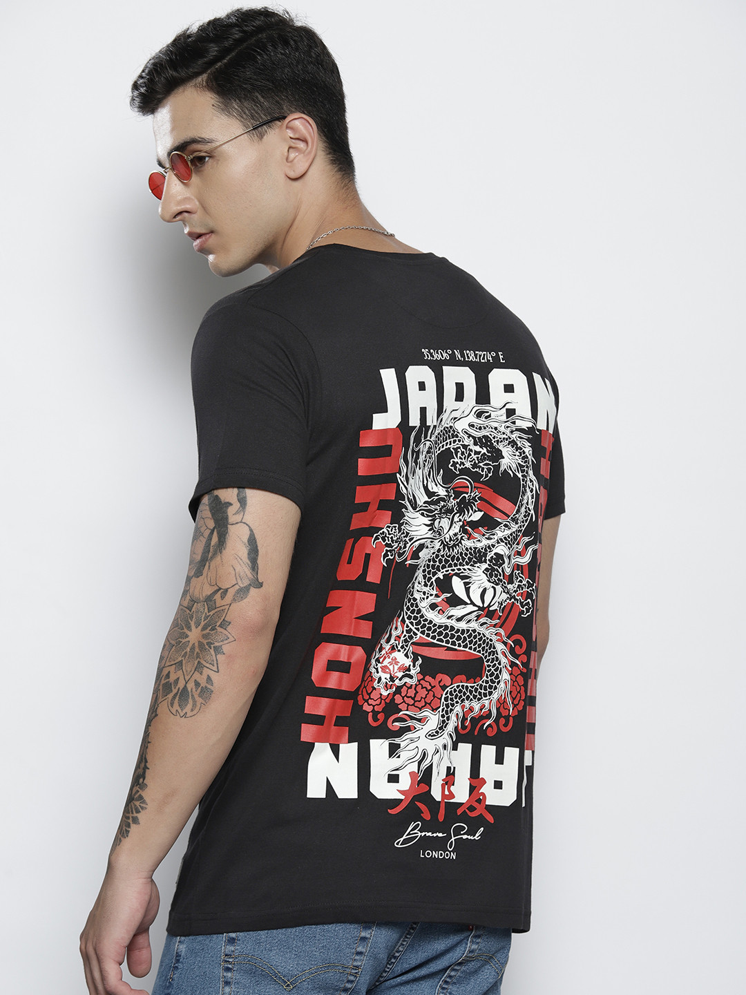 

BRAVE SOUL Graphic Print Pure Cotton T-shirt, Black