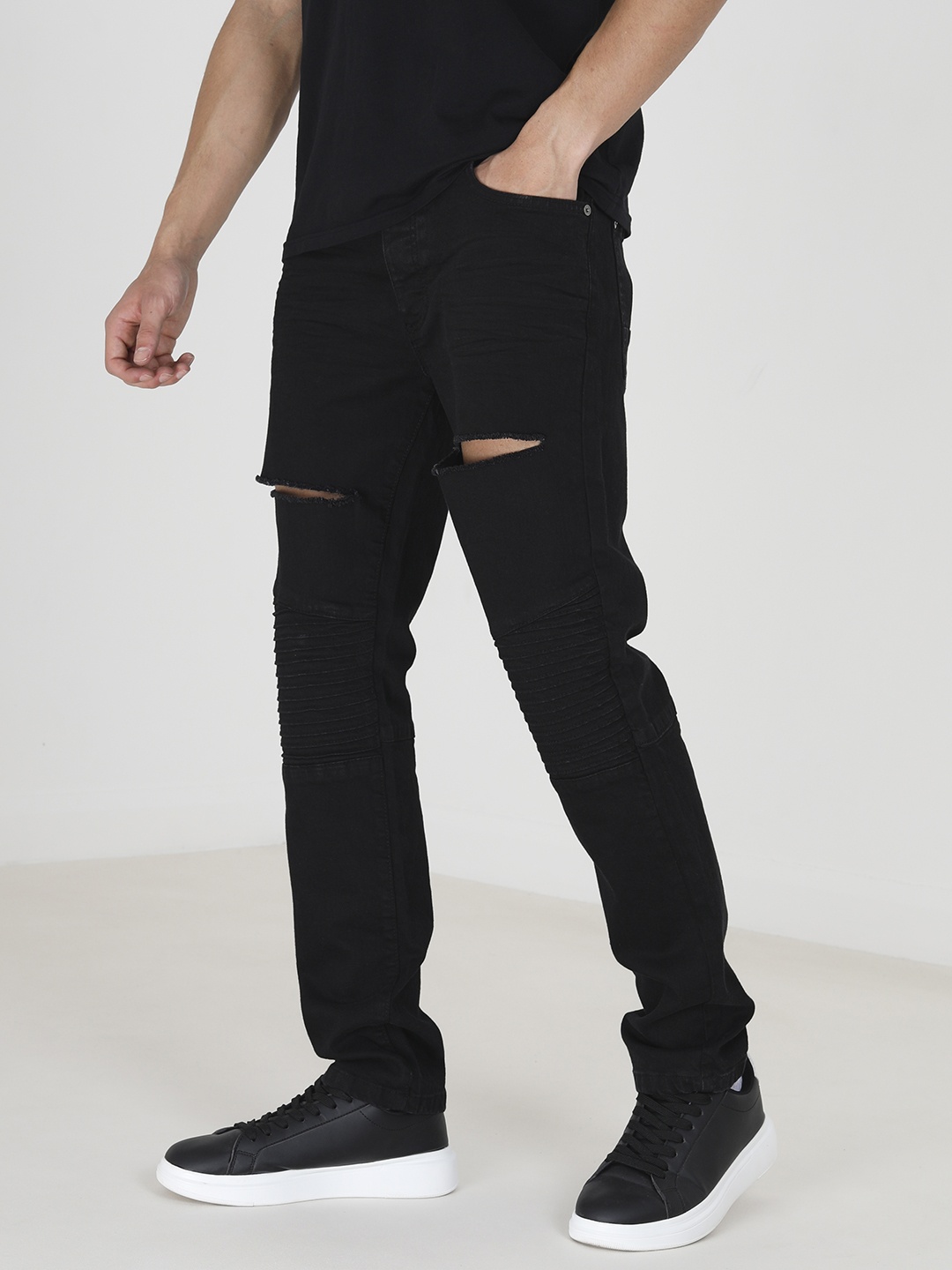

BRAVE SOUL Men Skinny Fit Mildly Distressed Stretchable Jeans, Black