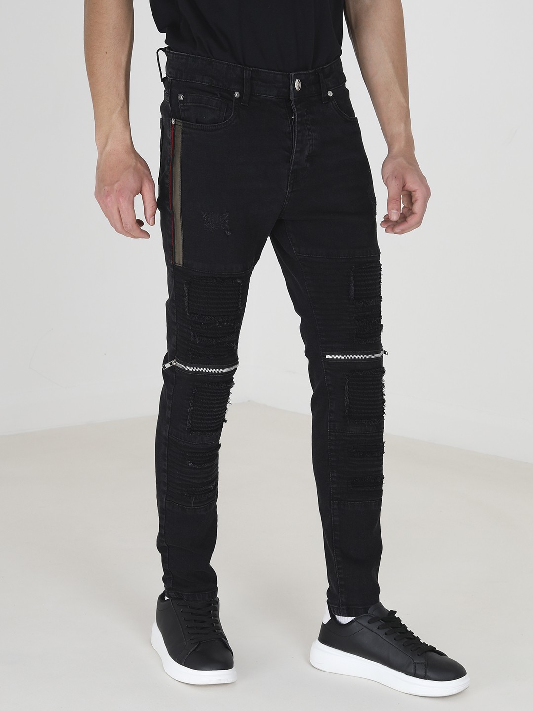 

BRAVE SOUL Men Skinny Fit Stretchable Jeans with Zip & Patch Work Detailed, Charcoal