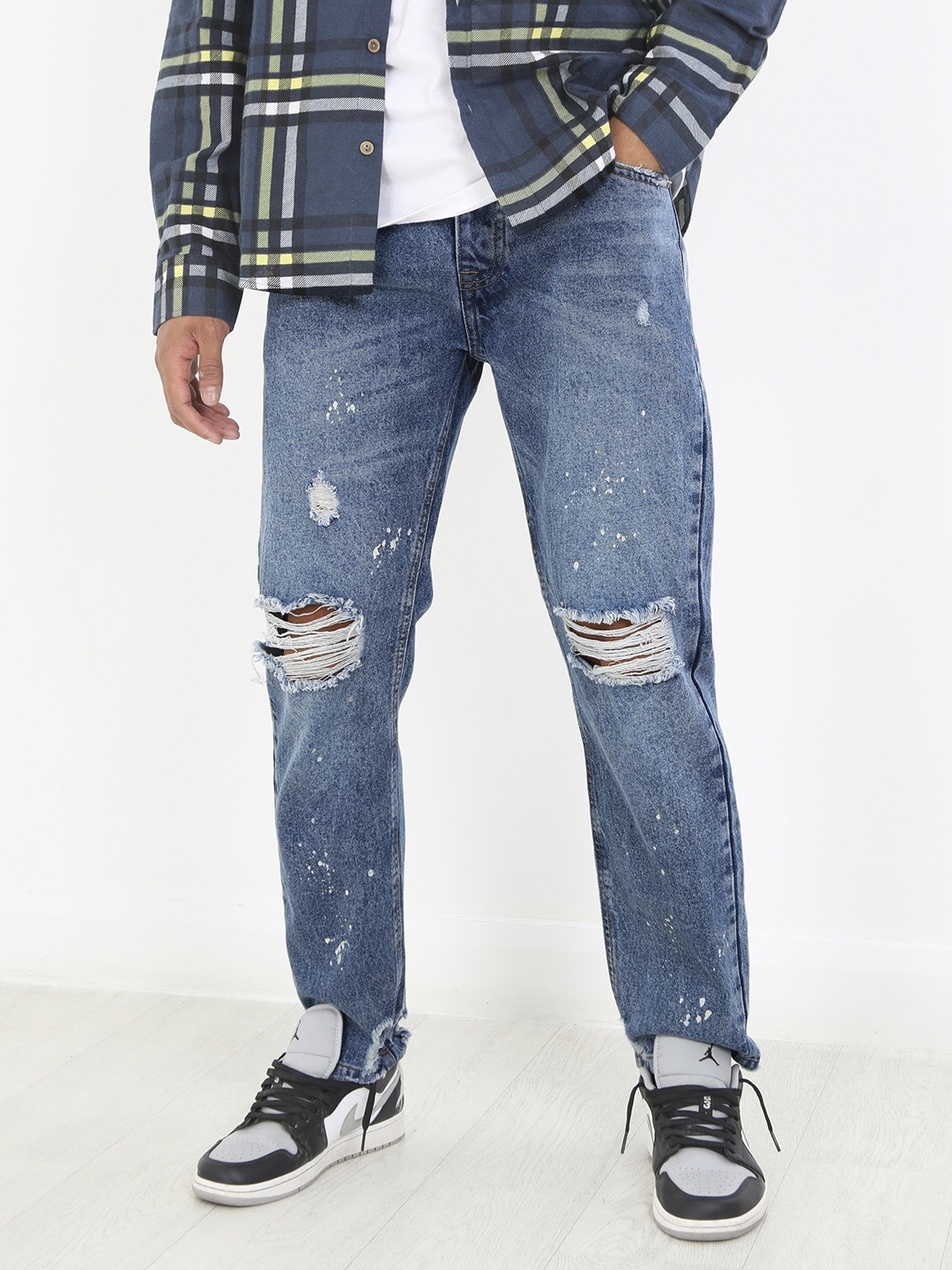 

BRAVE SOUL Men Relaxed Fit Mildly Distressed Stretchable Jeans With Paint Splash Detail, Blue