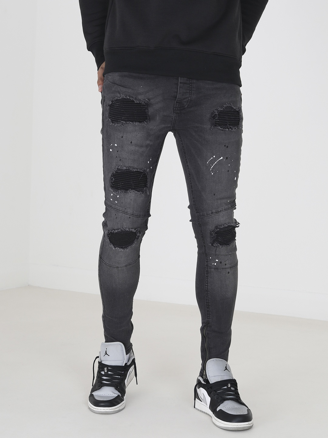 

BRAVE SOUL Men Patch Work Skinny Fit Mildly Distressed Stretchable Jeans with Paint Splash, Charcoal
