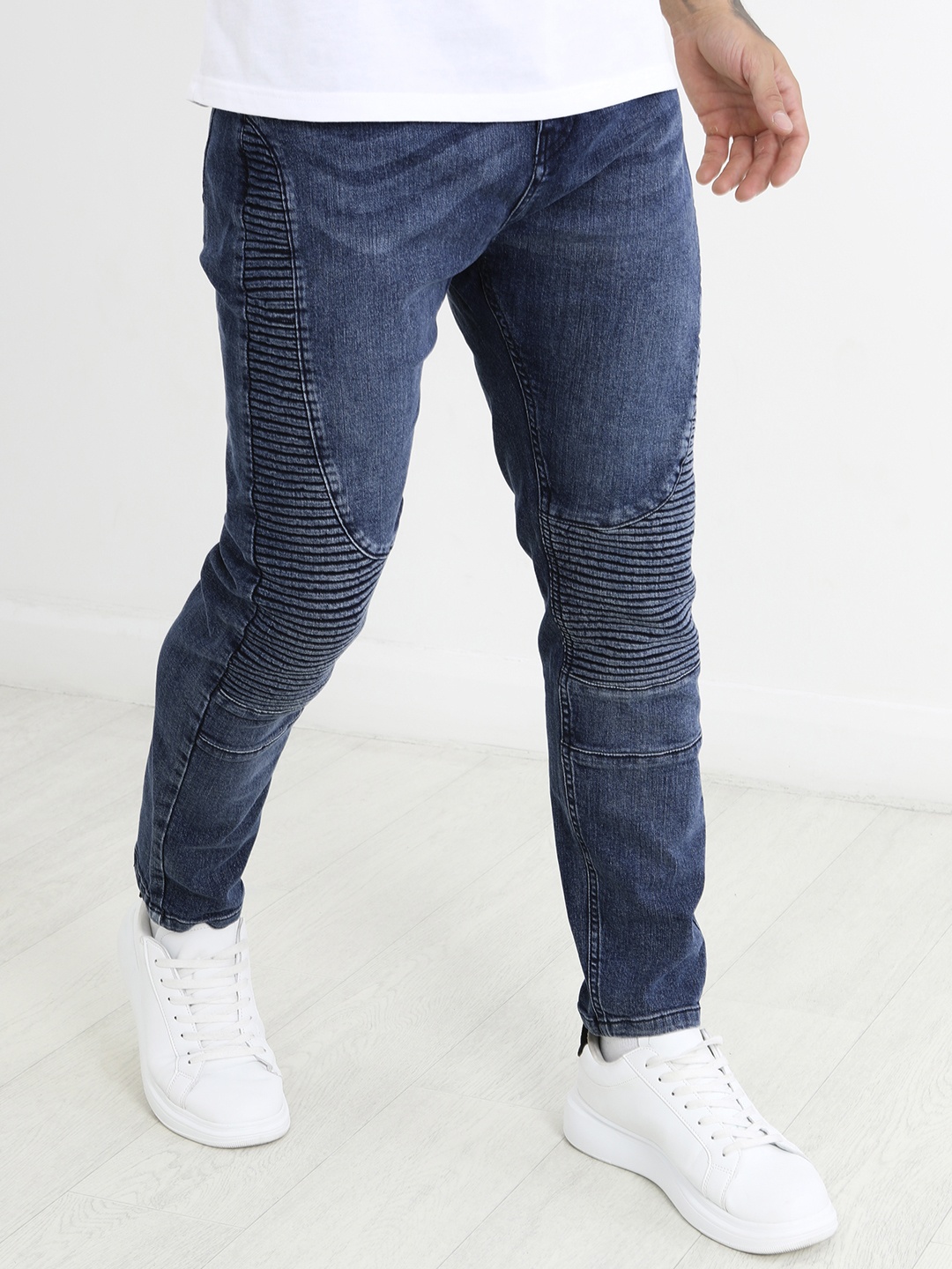 

BRAVE SOUL Men Pleated Skinny Fit Light Fade Stretchable Jeans, Blue