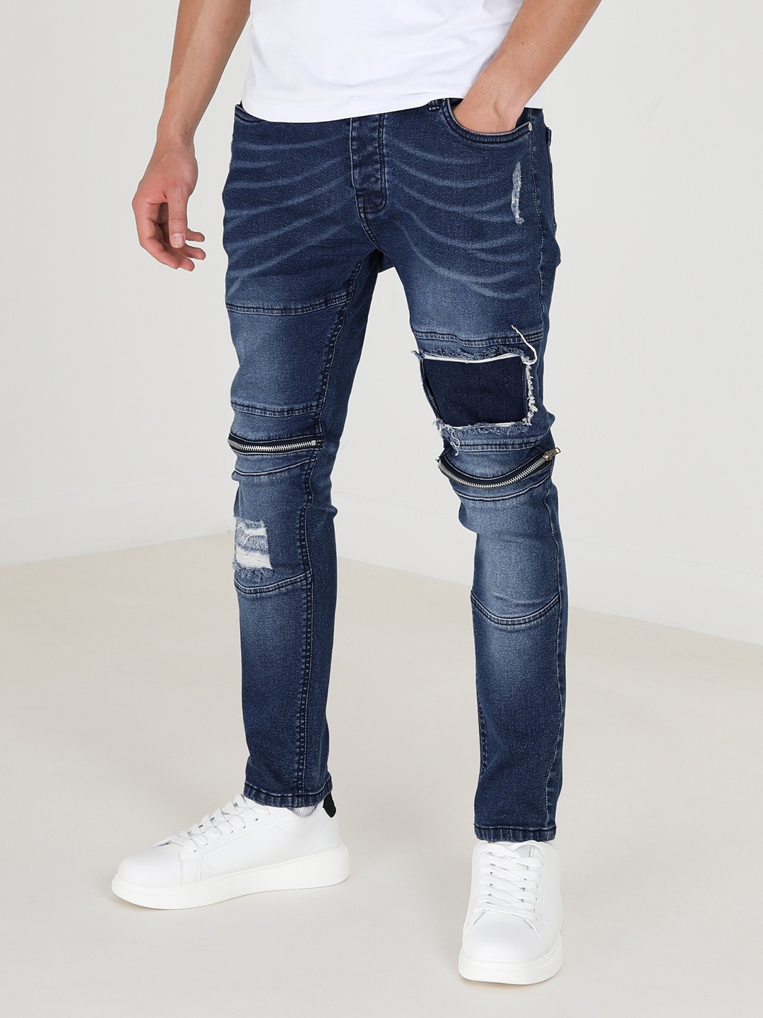 

BRAVE SOUL Men Skinny Fit Low Distress Light Fade Stretchable Jeans, Blue