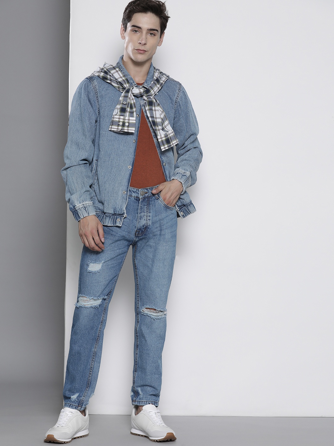 

BRAVE SOUL Men Relaxed Fit Mildly Distressed Pure Cotton Jeans, Blue