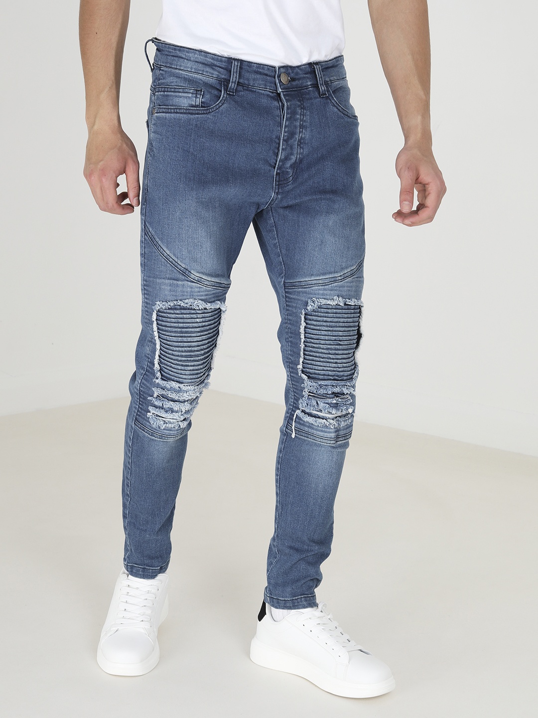 

BRAVE SOUL Men Skinny Fit Mildly Distressed Light Fade Stretchable Jeans, Blue