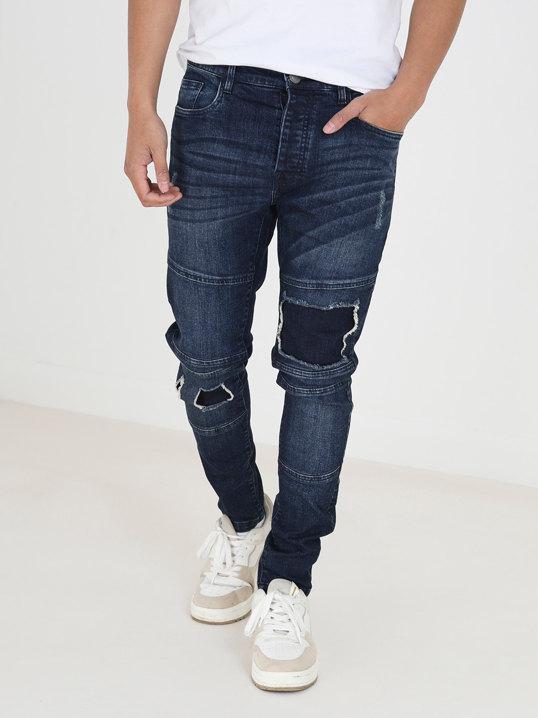 

BRAVE SOUL Men Skinny Fit Low Distress Light Fade Stretchable Jeans, Navy blue