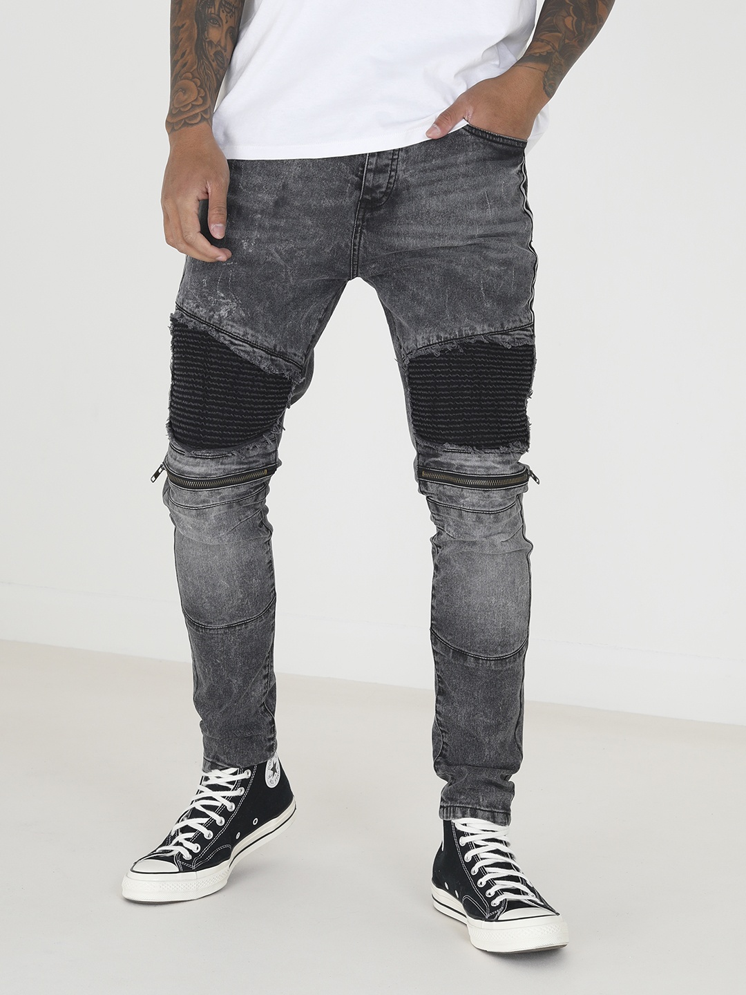 

BRAVE SOUL Men Skinny Fit Patch Work Detail Light Fade Jeans, Charcoal