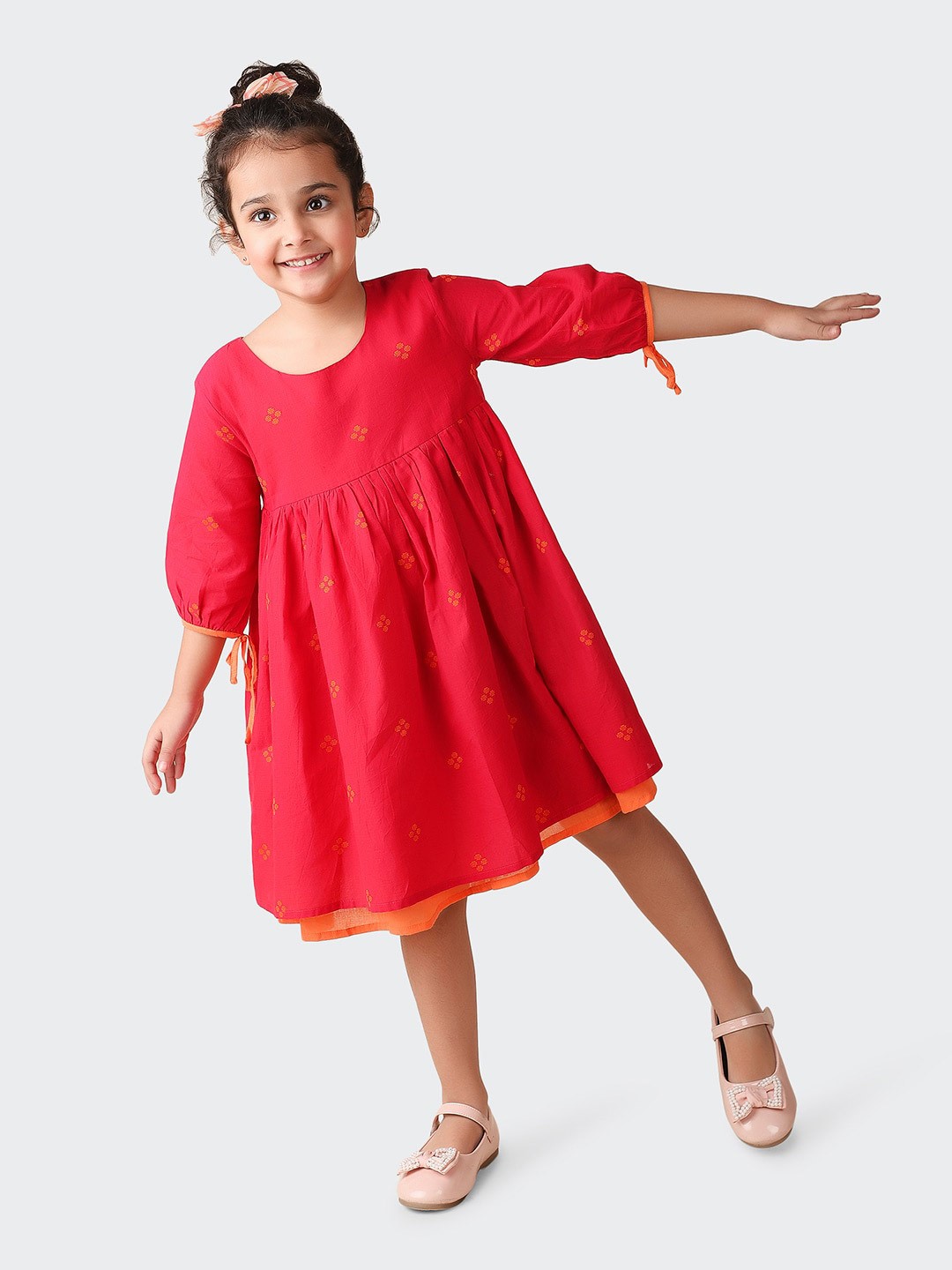 

Fabindia Girls Self Design Cotton Dobby A-line Dress, Pink